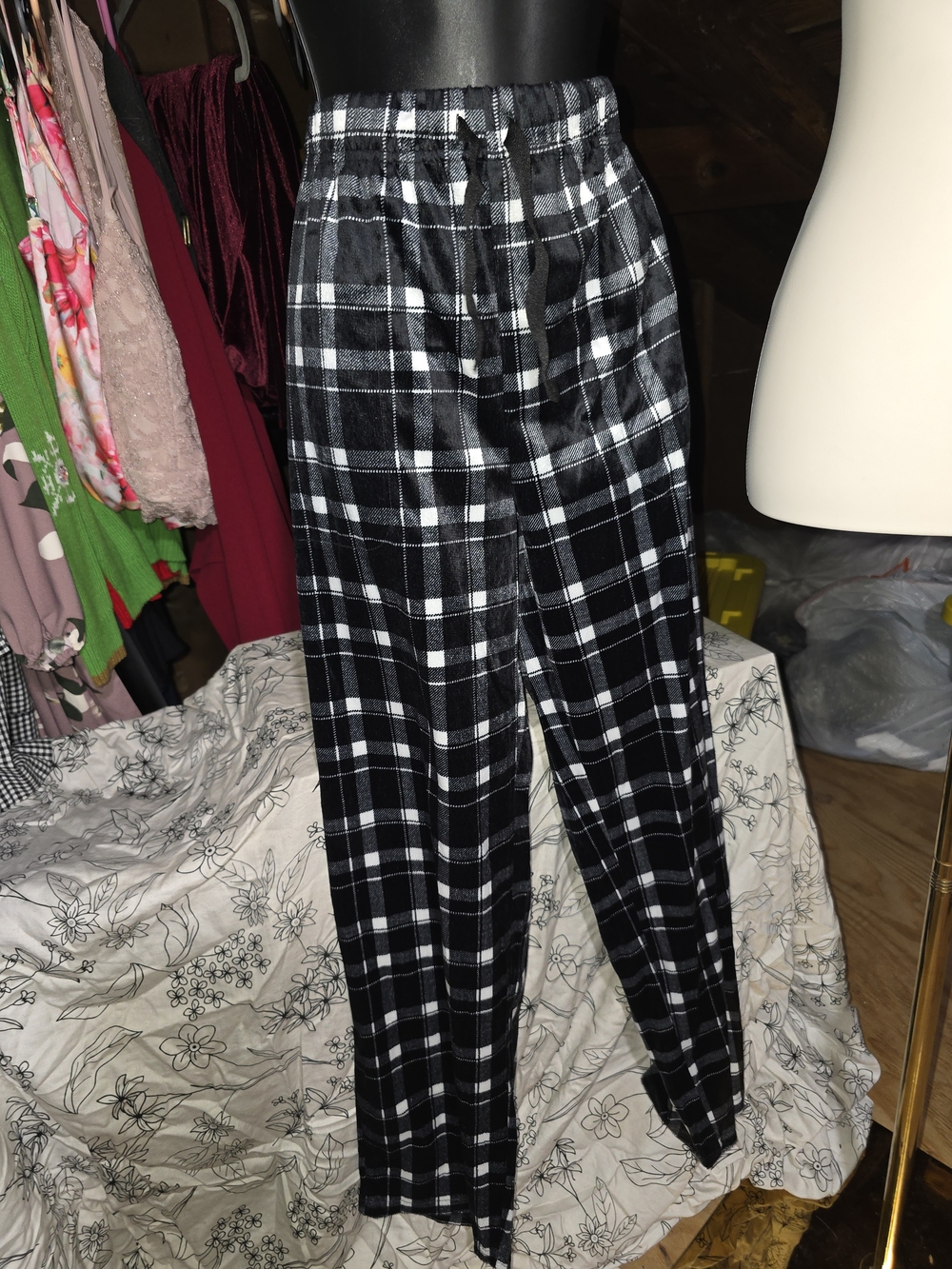 Black and White Plaid Drawstring Lounge Pants/Pijamas